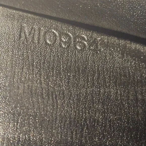 ❗SOLD❗Louis Vuitton Black Epi Compact Wallet - Picture 4 of 13